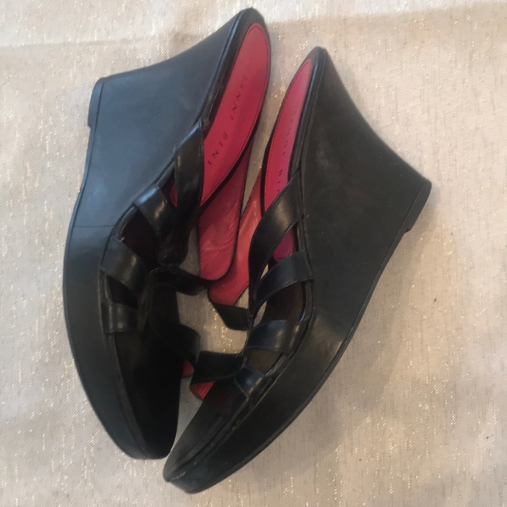 Gianni Bini sz 8.5 wedge Sandals Blk Cute